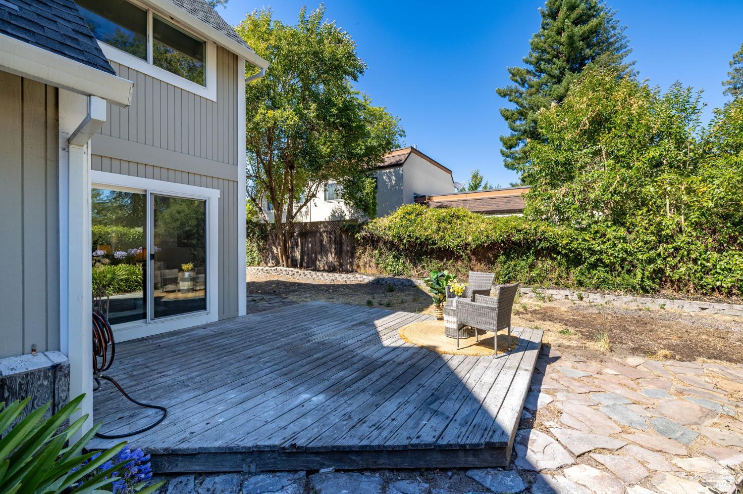 1742 Mission Boulevard Santa Rosa, CA 95409 - Photo 20 of 24