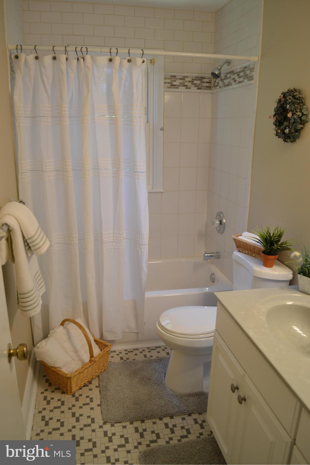 1120 Ryegate Road Baltimore, MD 21286 - Photo 20 of 29 Bath