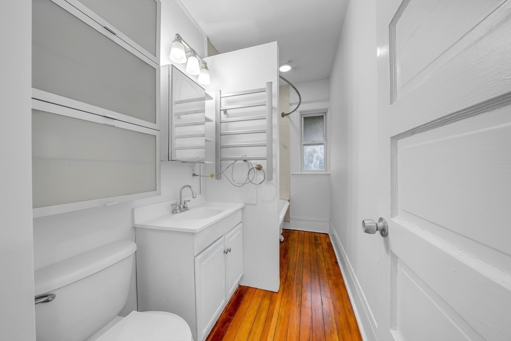 26 Forrest Street, Unit 1 Winthrop, MA 02152 - Photo 10 of 32