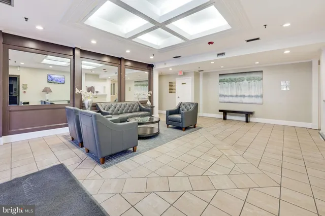 $1,800 | 6300 Stevenson Avenue, Unit 120, Alexandria, VA 22304