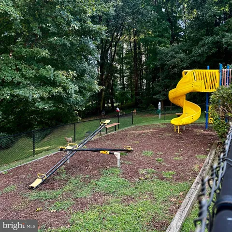 $1,800 | 6300 Stevenson Avenue, Unit 120, Alexandria, VA 22304