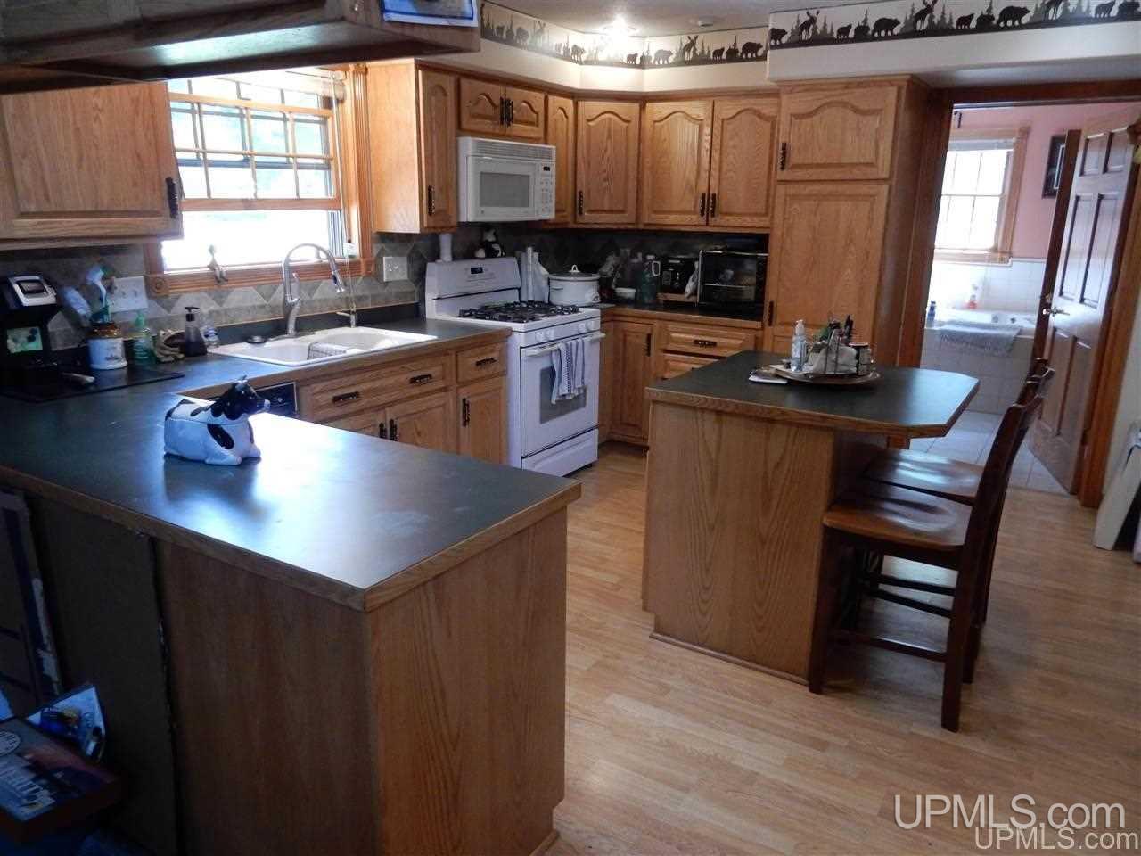 596 State Road Manistique, MI 49854 - Photo 28 of 44 Gallery Image 28