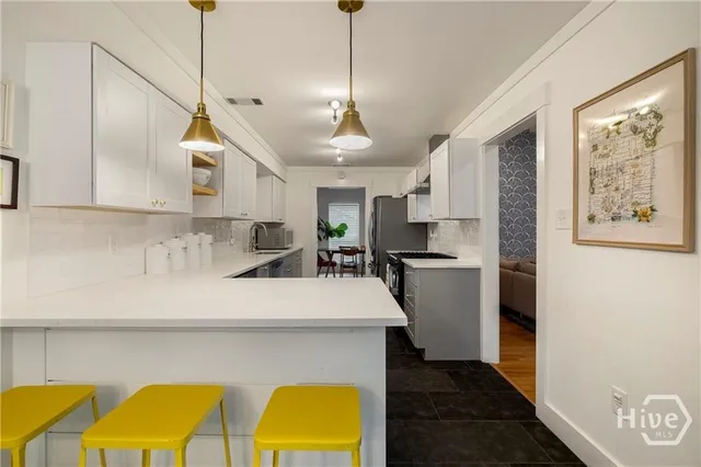 $689,000 | 503 Stuart Court, Savannah, GA 31405