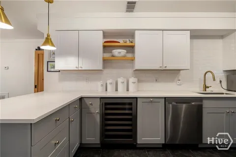 $689,000 | 503 Stuart Court, Savannah, GA 31405