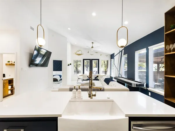 $349,999 | 6221 Inca Drive, Mabank, TX 75156