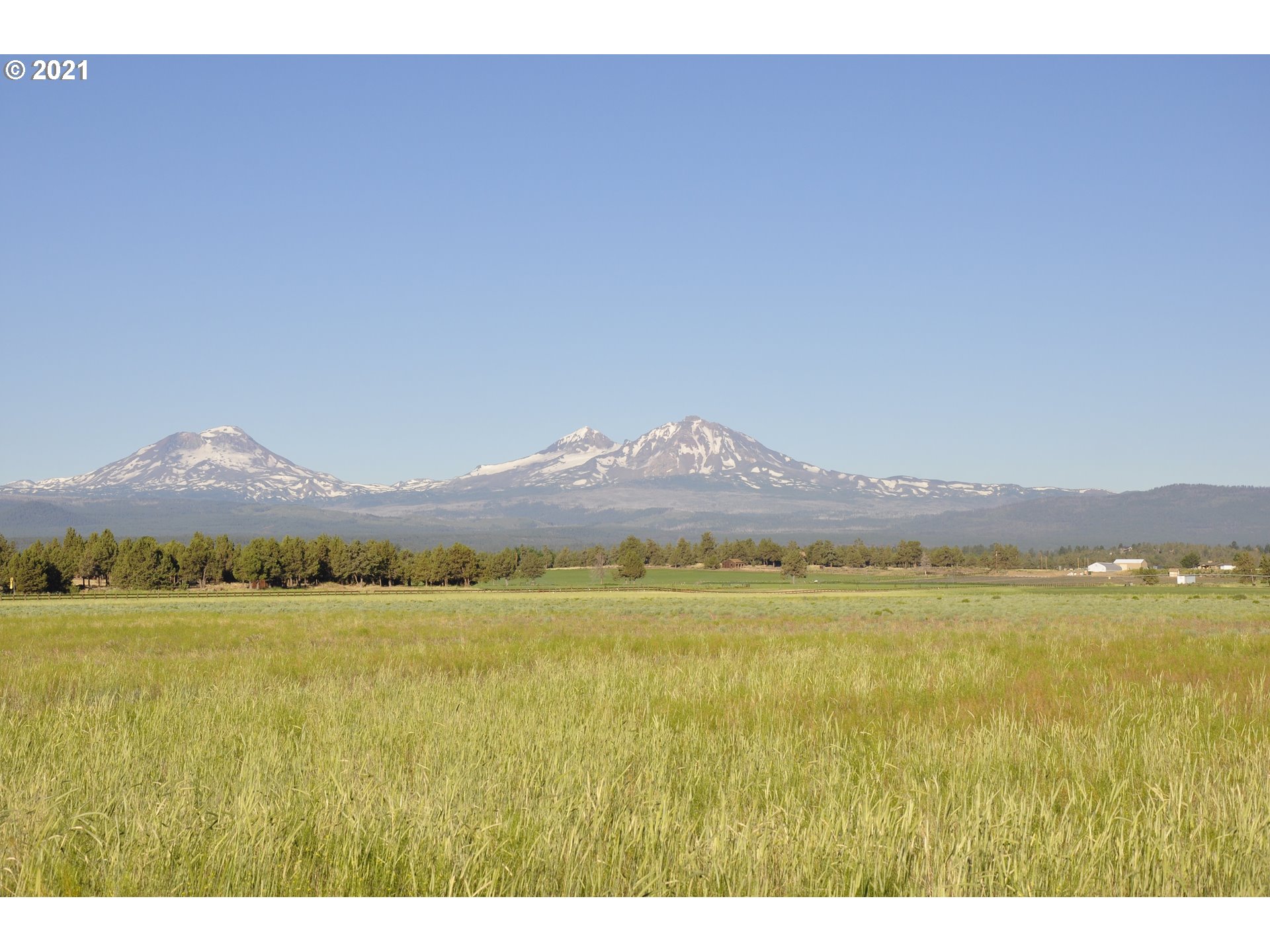 68598 George Cyrus Road Sisters, OR 97759 - Photo 15 of 21 Gallery Image 15