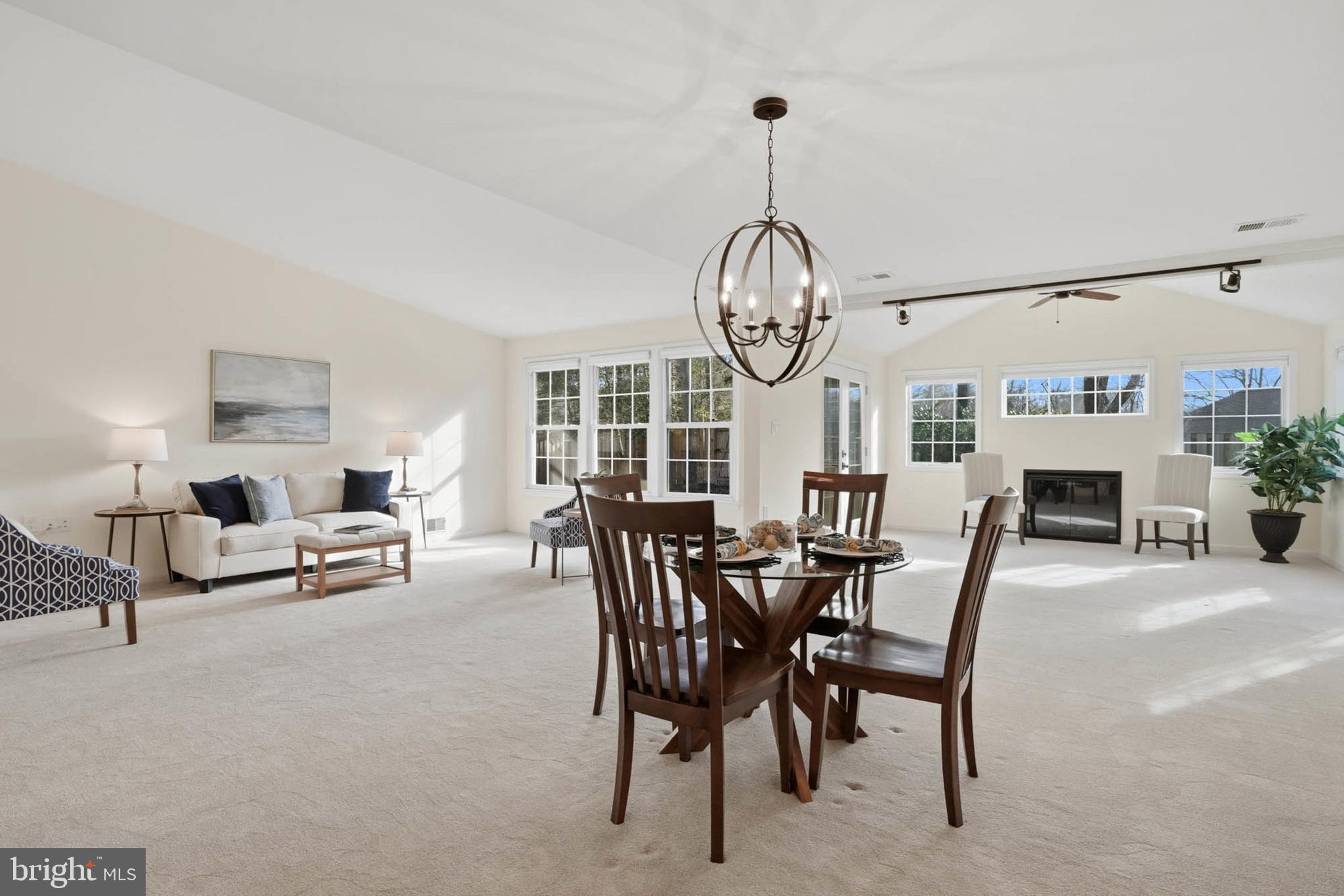 847 Woodmont Road Annapolis, MD 21401 - Photo 11 of 39 Dining Room