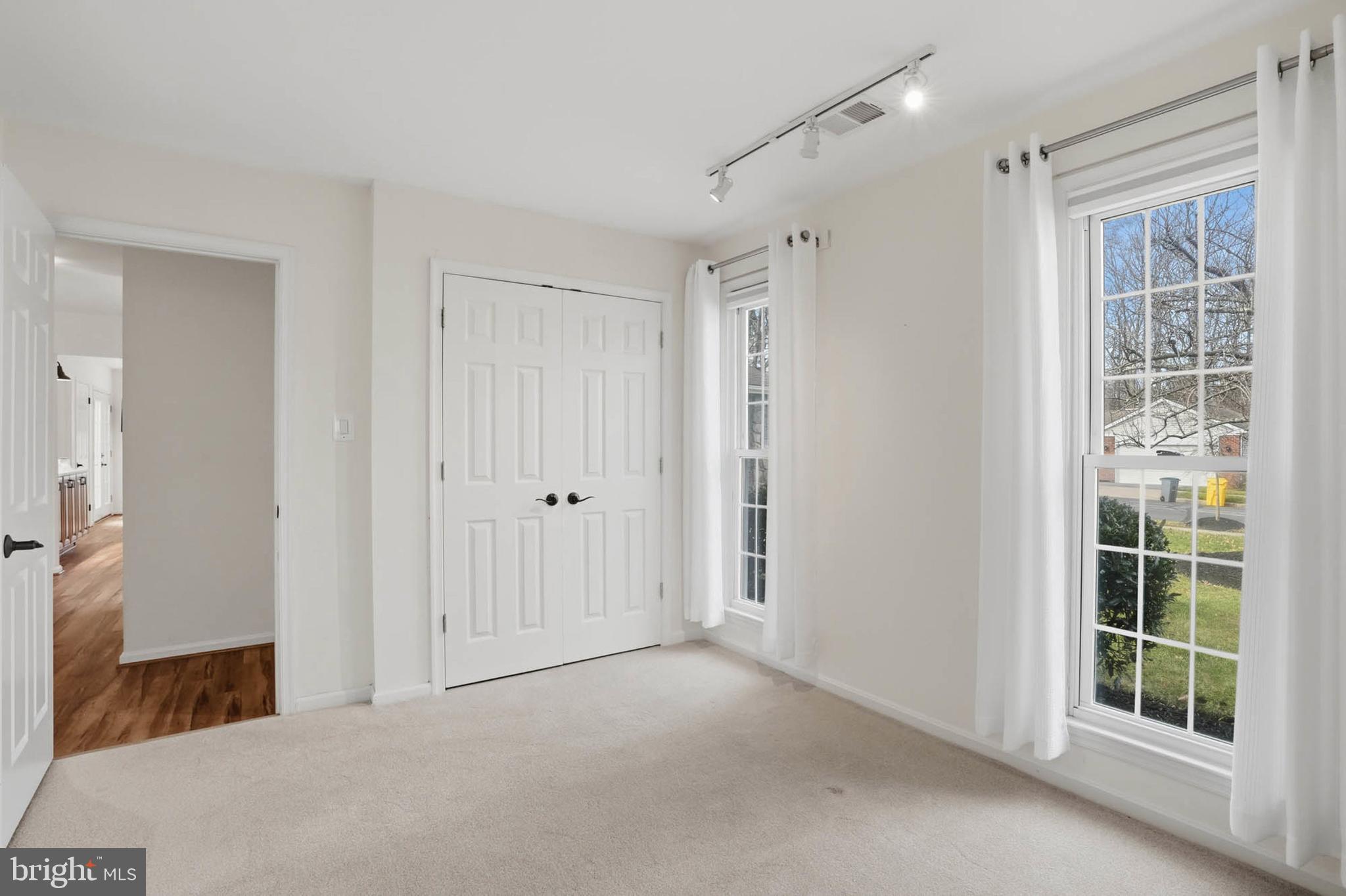 847 Woodmont Road Annapolis, MD 21401 - Photo 27 of 39 Second Bedroom