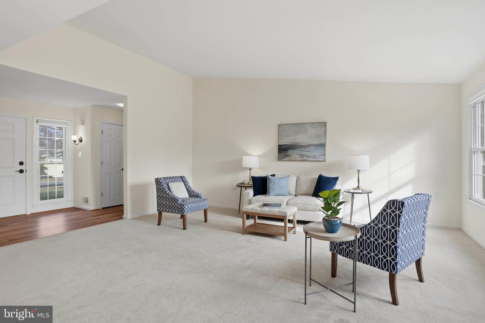 847 Woodmont Road Annapolis, MD 21401 - Photo 8 of 39 Living Room