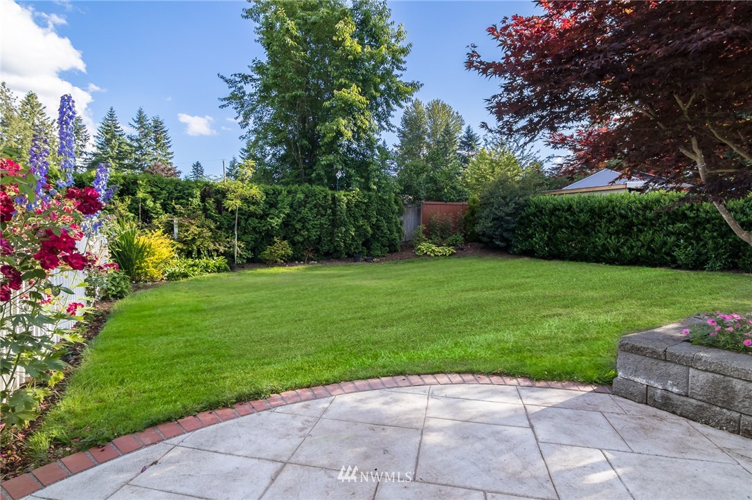 18845 Southeast 213th Street Renton, WA 98058 - Photo 15 of 24