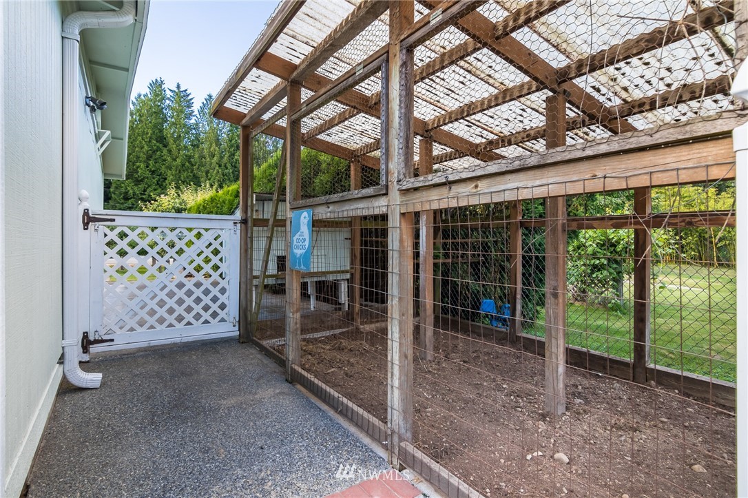 18845 Southeast 213th Street Renton, WA 98058 - Photo 16 of 24