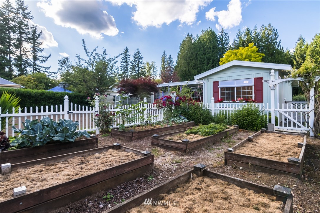18845 Southeast 213th Street Renton, WA 98058 - Photo 17 of 24