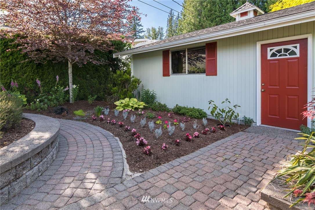 18845 Southeast 213th Street Renton, WA 98058 - Photo 18 of 24