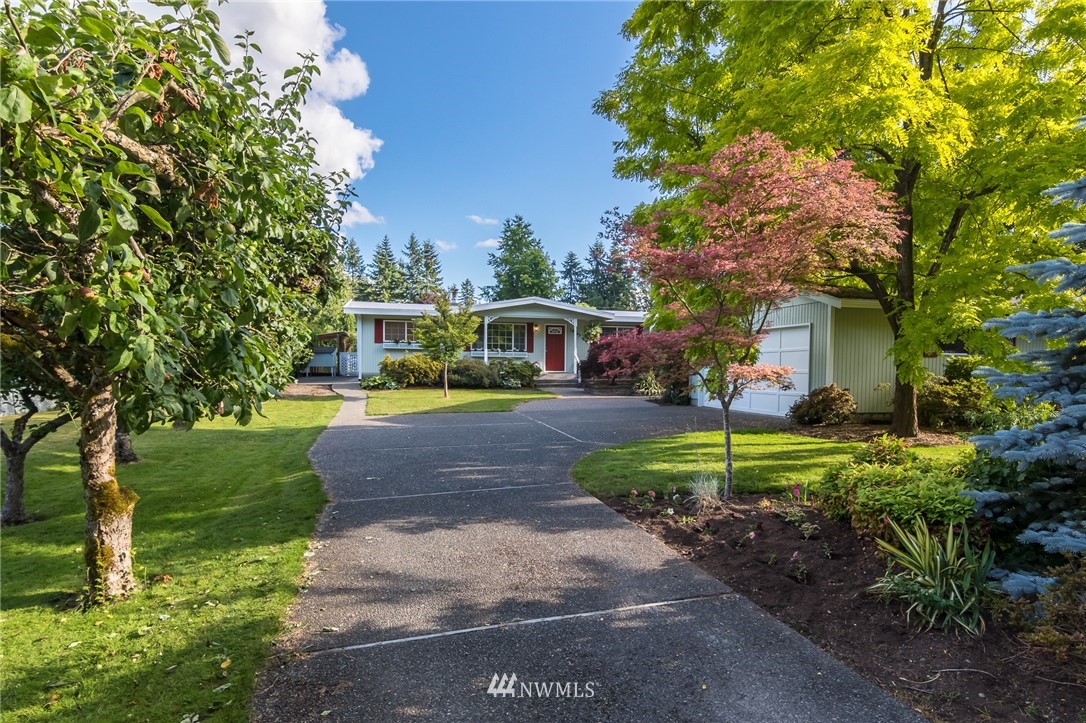 18845 Southeast 213th Street Renton, WA 98058 - Photo 19 of 24