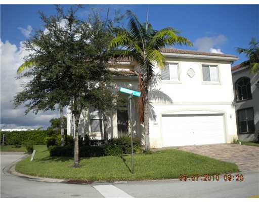 1207 Rose Gate Boulevard Riviera Beach, FL 33404 - Photo 1 of 16 Primary Photo