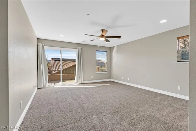 $599,999 | 689 Silver Pearl Street, Henderson, NV 89002