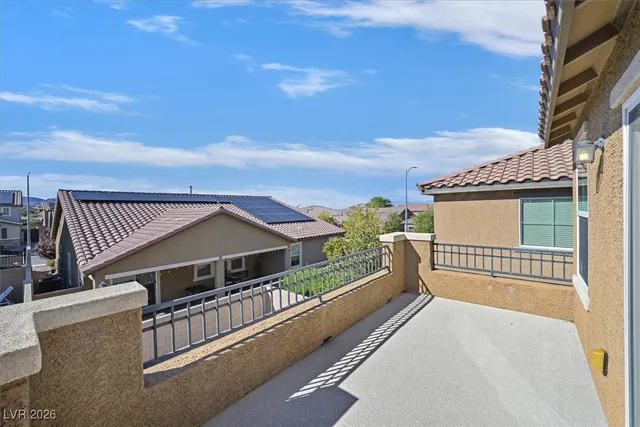 $599,999 | 689 Silver Pearl Street, Henderson, NV 89002