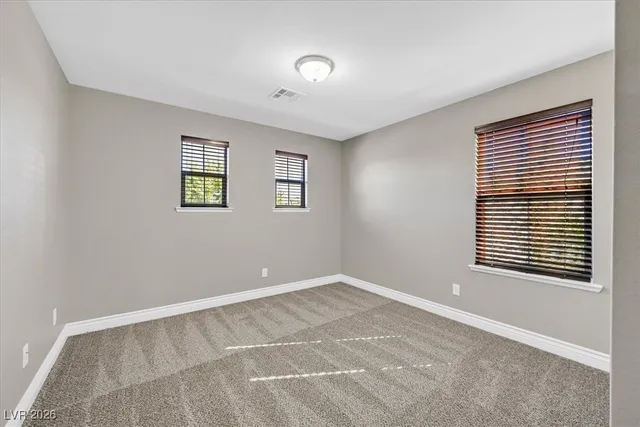 $599,999 | 689 Silver Pearl Street, Henderson, NV 89002