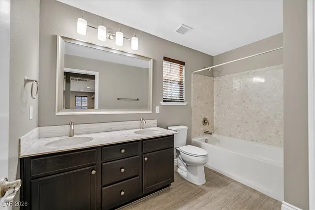 $599,999 | 689 Silver Pearl Street, Henderson, NV 89002