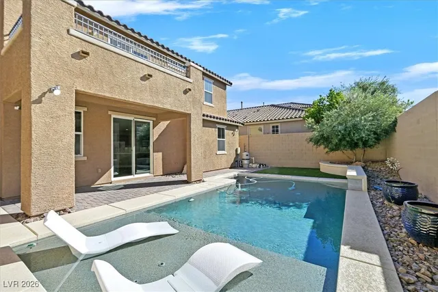 $599,999 | 689 Silver Pearl Street, Henderson, NV 89002