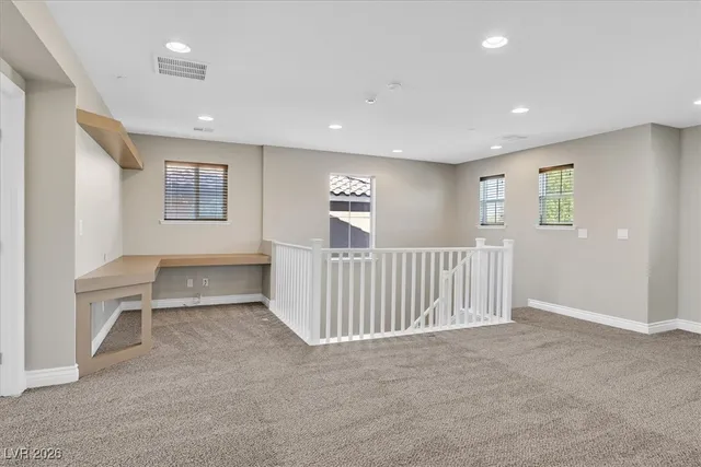 $599,999 | 689 Silver Pearl Street, Henderson, NV 89002