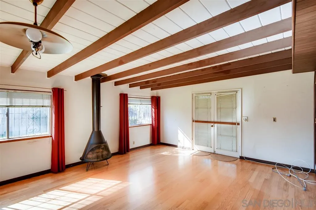 830 Broadview Street Spring Valley, CA 91977 - Photo 4 of 11 Gallery Image 4