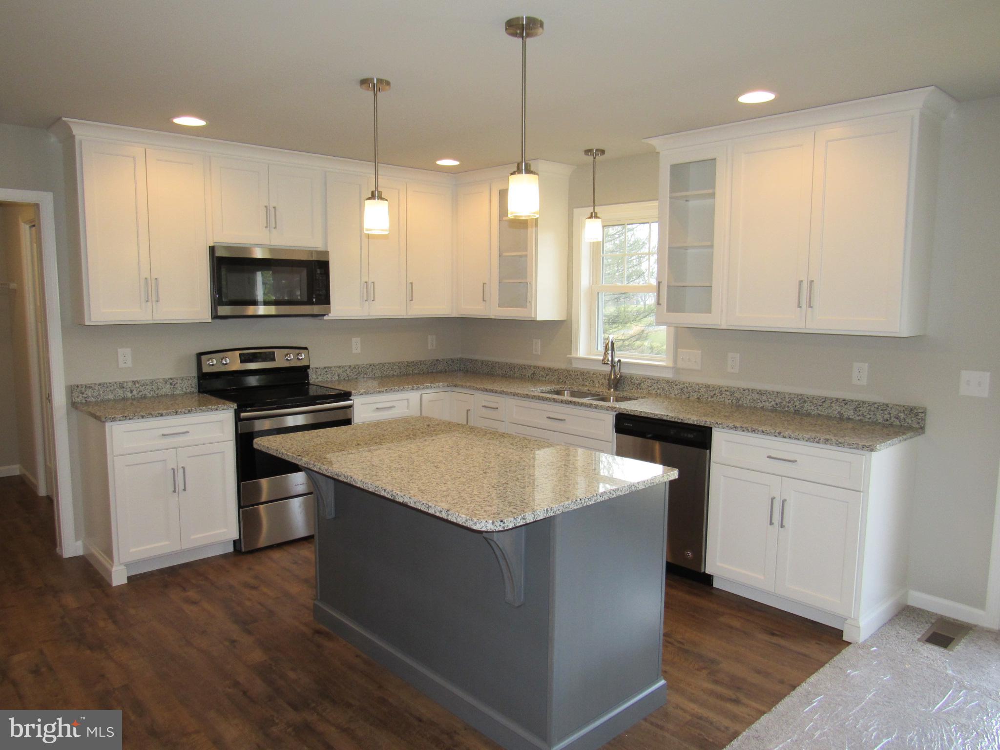 83 Eisenhower Road Palmyra, PA 17078 - Photo 11 of 38 Gallery Image 11