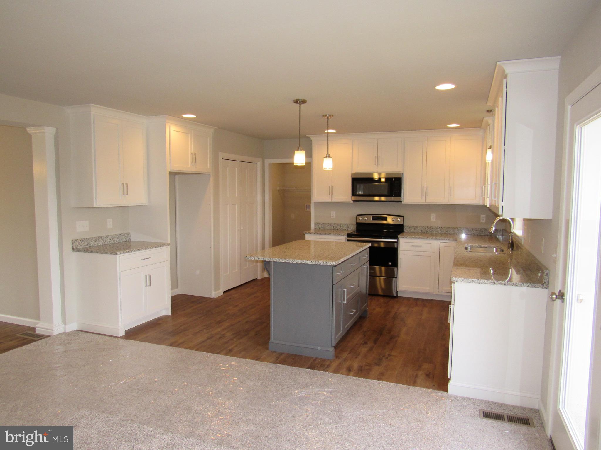 83 Eisenhower Road Palmyra, PA 17078 - Photo 12 of 38 Gallery Image 12
