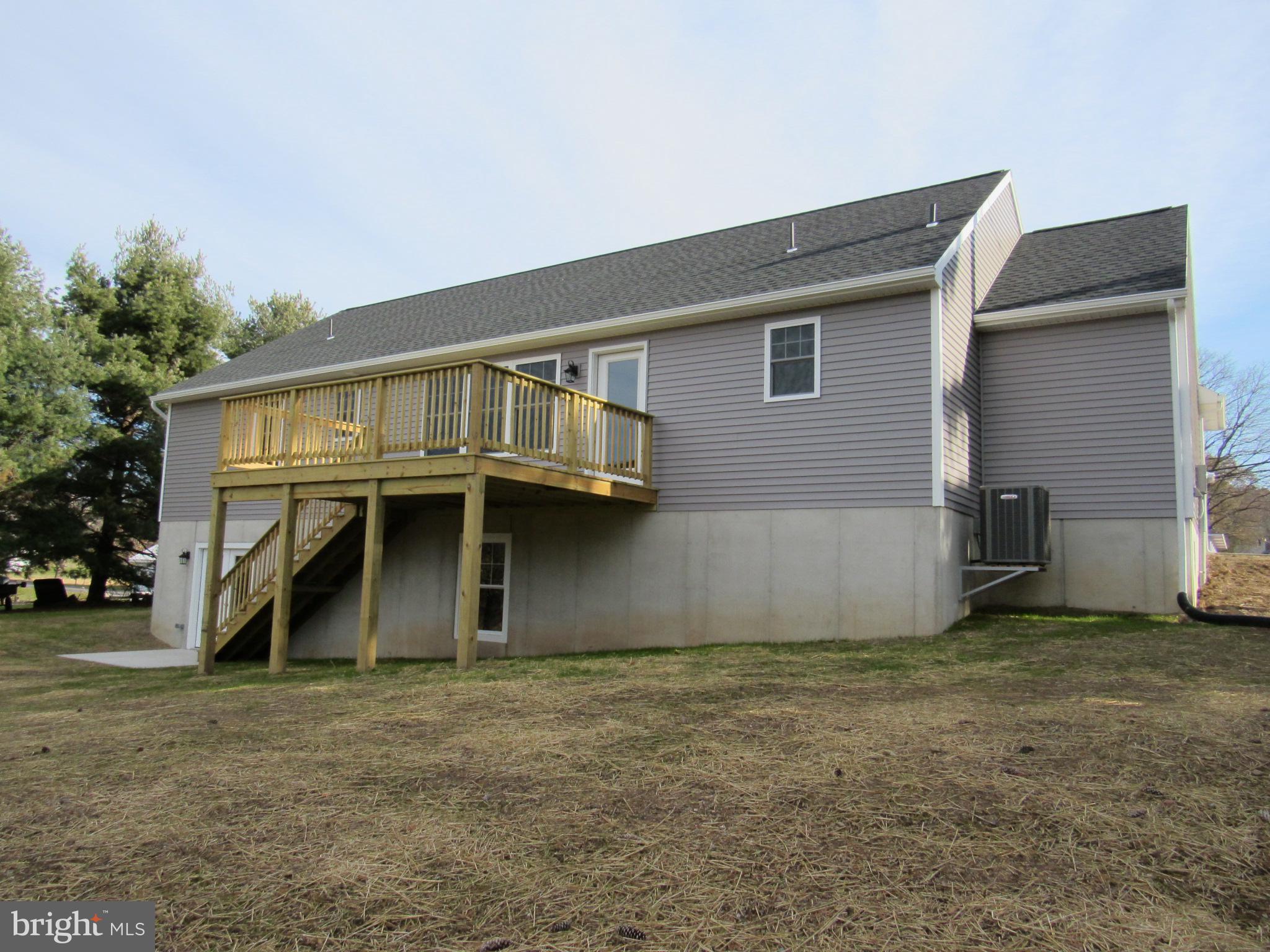 83 Eisenhower Road Palmyra, PA 17078 - Photo 5 of 38 Gallery Image 5