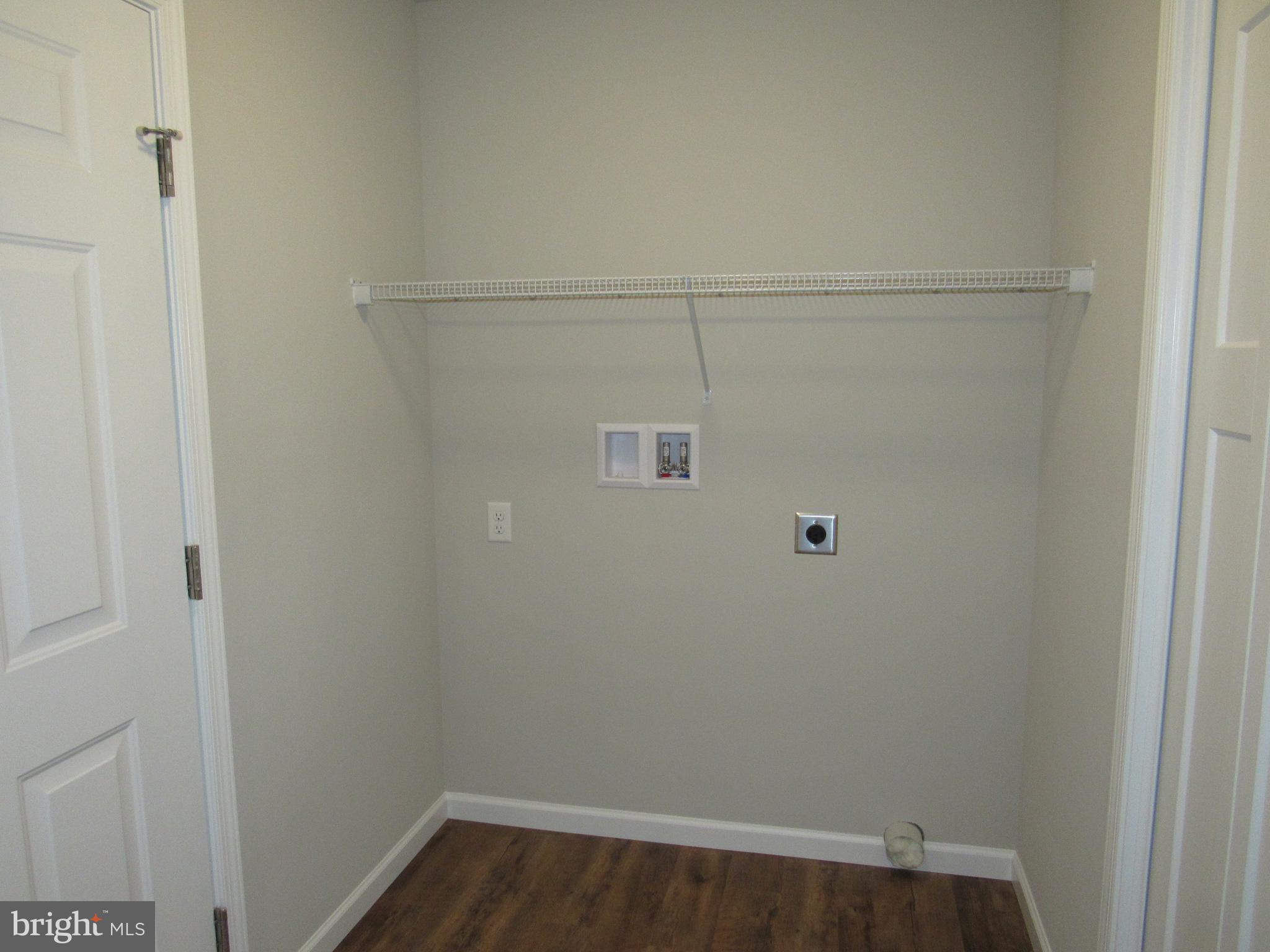 83 Eisenhower Road Palmyra, PA 17078 - Photo 8 of 38 Gallery Image 8
