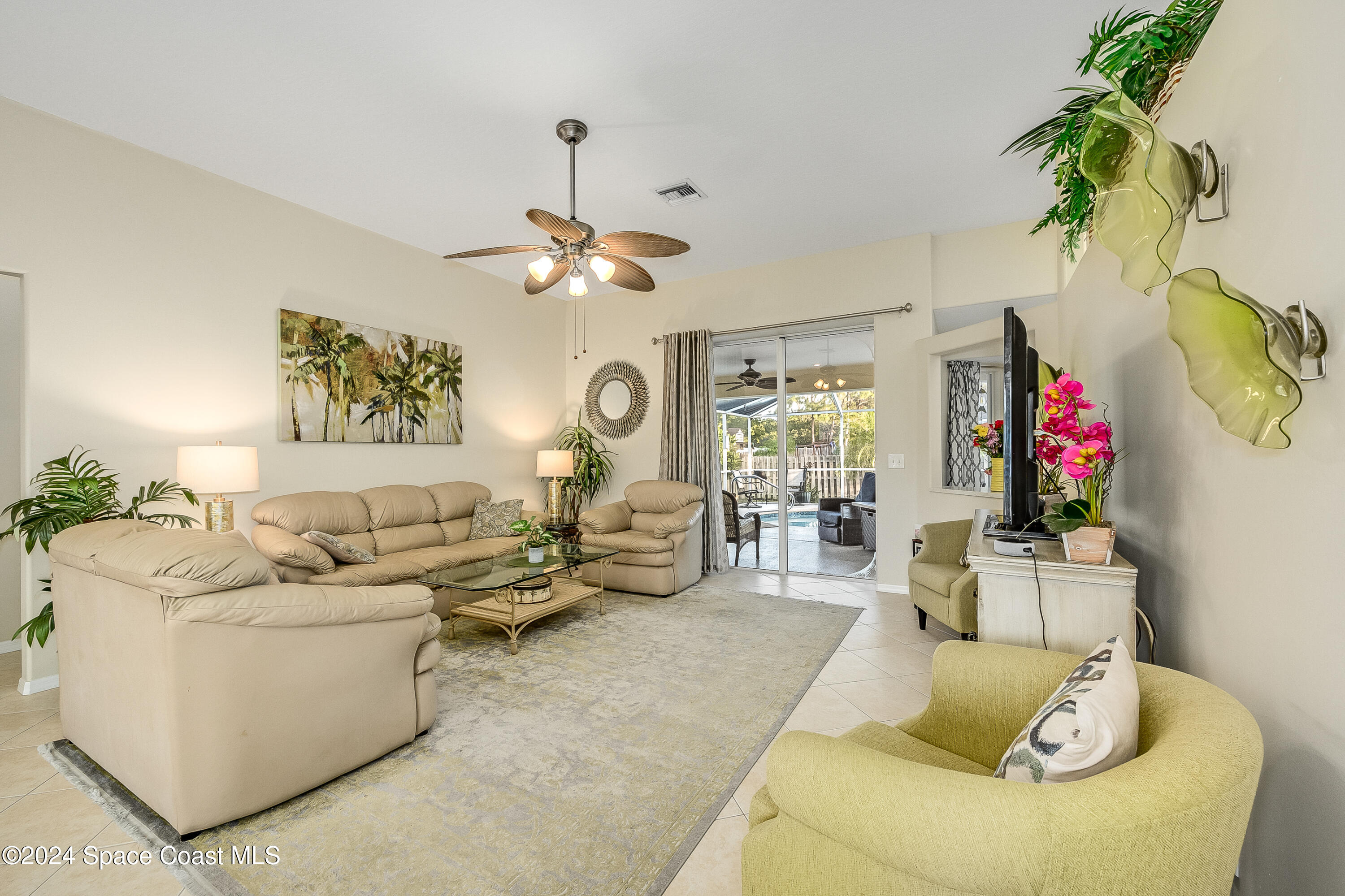 256 Midvale Terrace Sebastian, FL 32958 - Photo 12 of 77 Living room