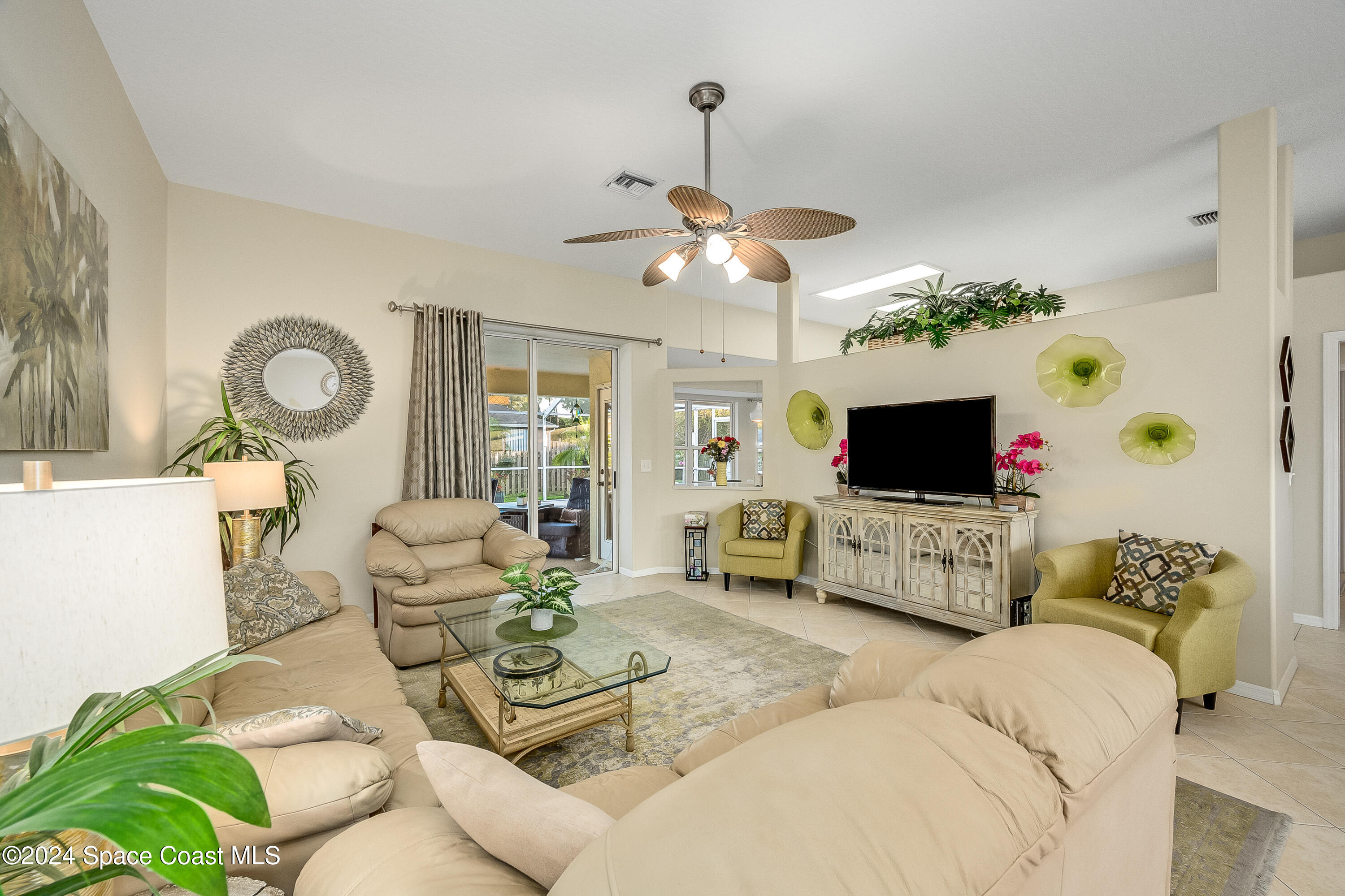 256 Midvale Terrace Sebastian, FL 32958 - Photo 13 of 77 Living Room