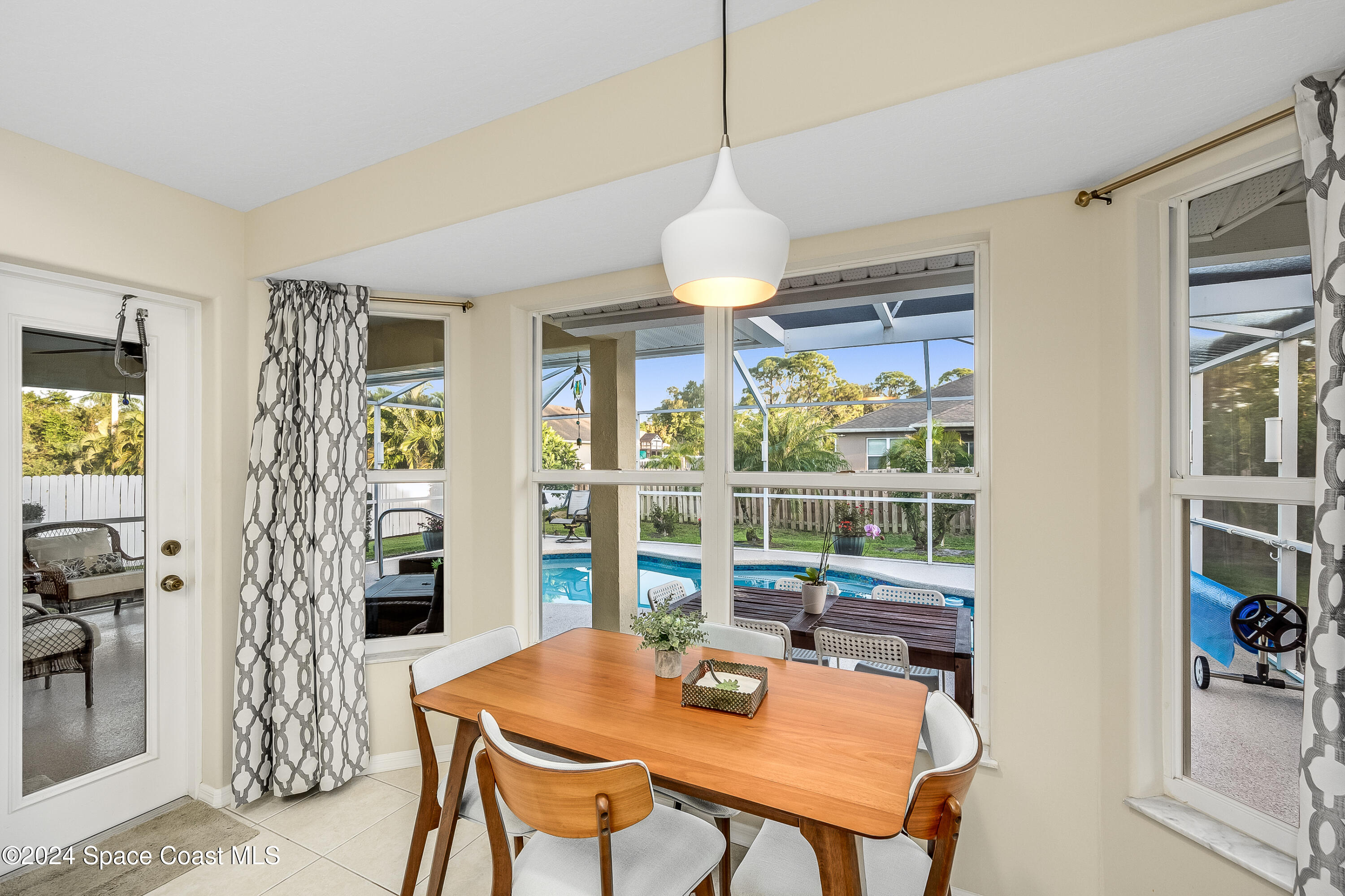 256 Midvale Terrace Sebastian, FL 32958 - Photo 18 of 77 Eat in Kitchen
