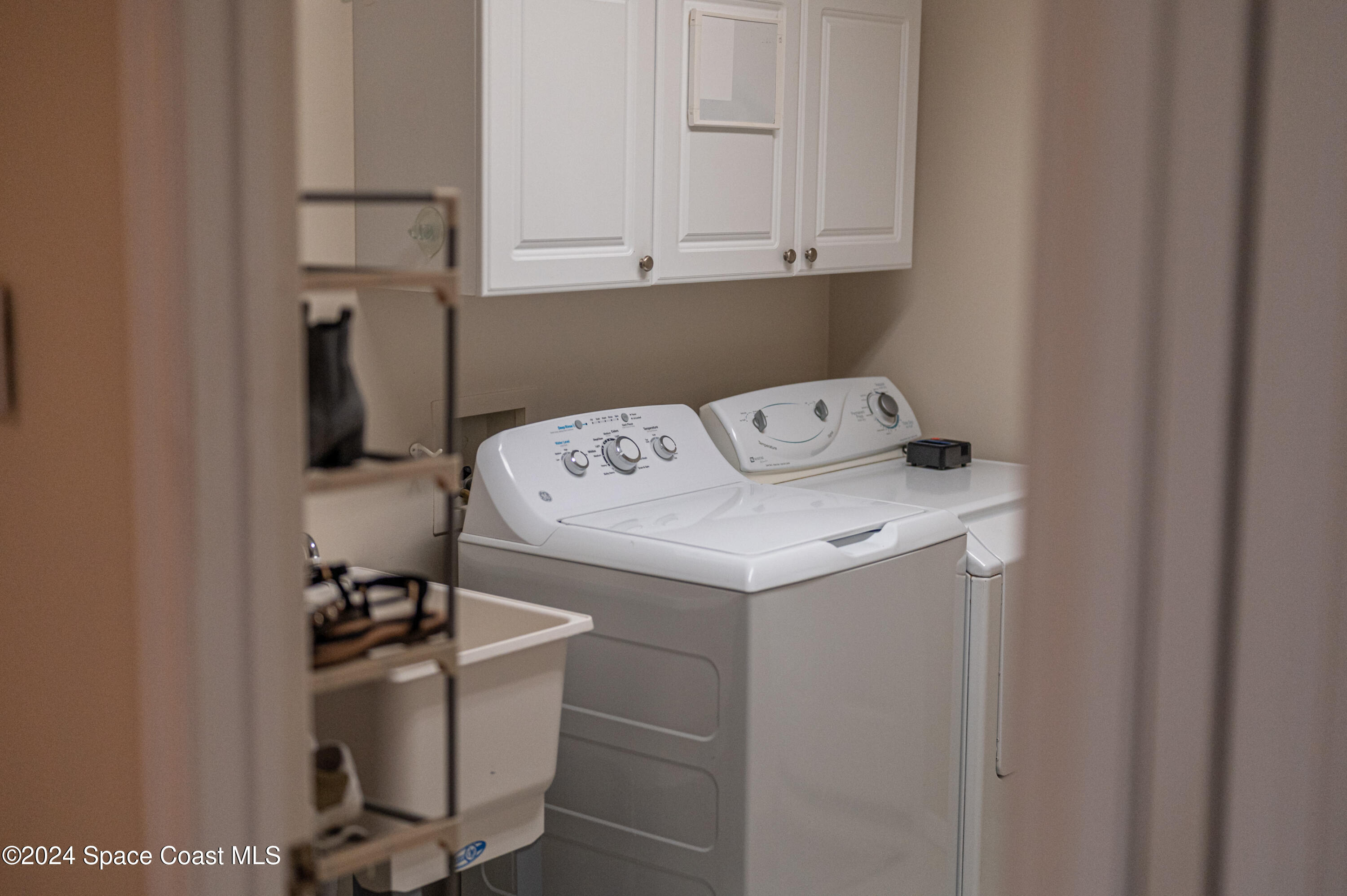 256 Midvale Terrace Sebastian, FL 32958 - Photo 41 of 77 Laundry Room