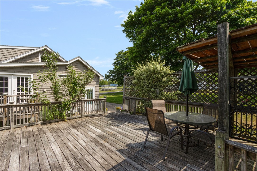 37 Reservoir Road Middletown, RI 02842 - Photo 28 of 39 Deck