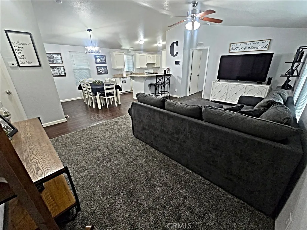 20843 Waalew Road, Unit C31 Apple Valley, CA 92307 - Photo 2 of 15