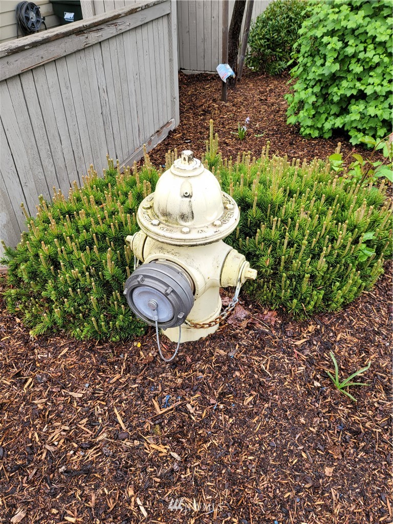 3622 Northeast Sunset Boulevard Renton, WA 98056 - Photo 7 of 13 Gallery Image 7