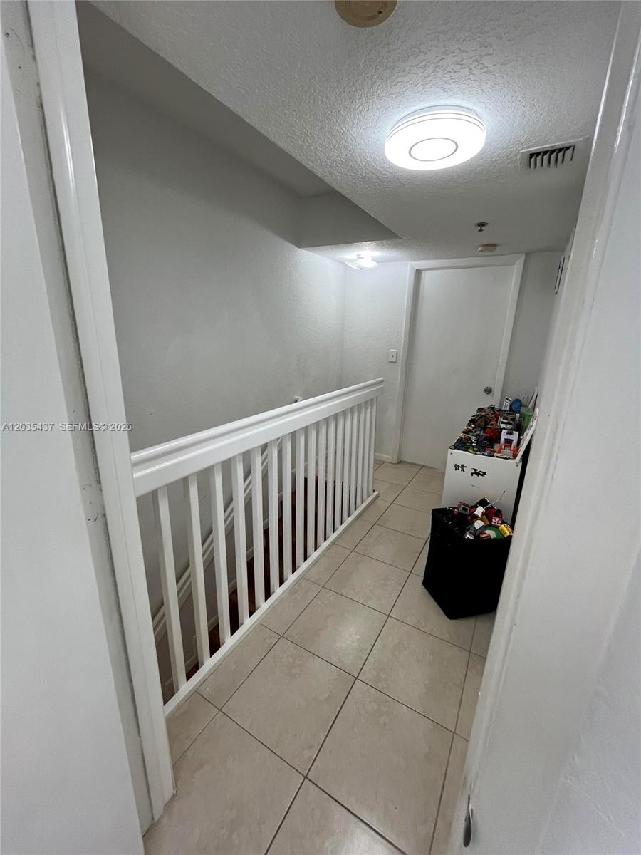 171 Riviera Circle, Unit 1 Weston, FL 33326 - Photo 9 of 27