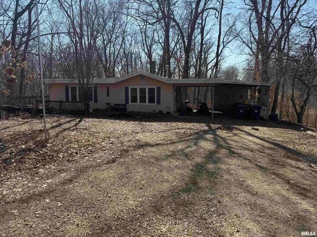 $119,900 | 100 Thrush Avenue, Pekin, IL 61554