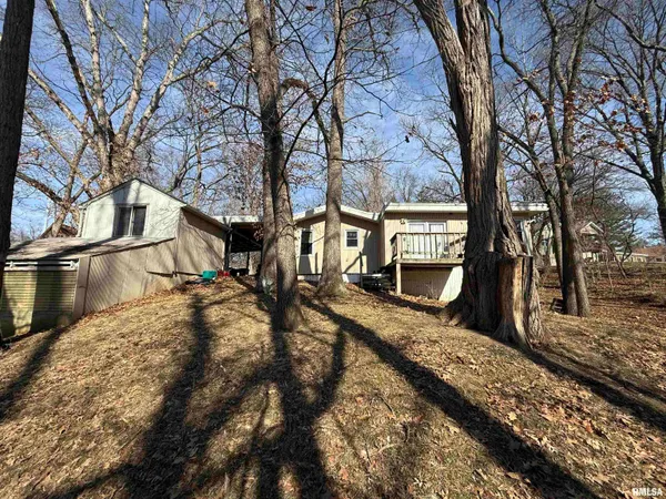 $99,900 | 100 Thrush Avenue, Pekin, IL 61554