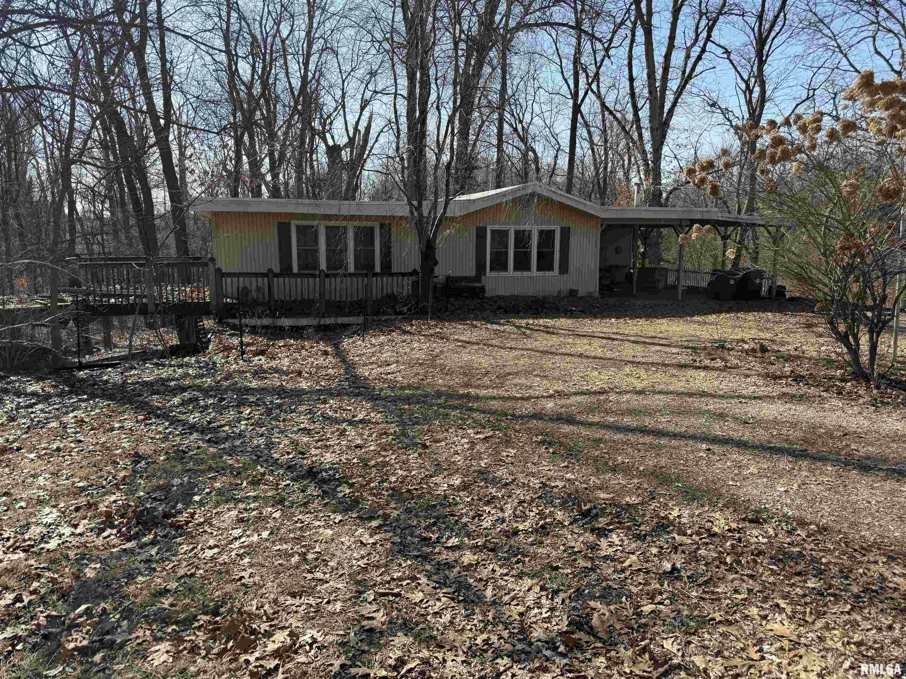 100 Thrush Avenue Pekin, IL 61554 - Photo 2 of 12