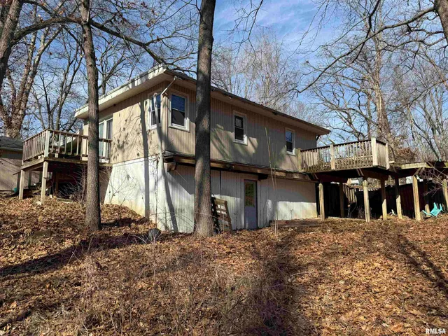 $119,900 | 100 Thrush Avenue, Pekin, IL 61554