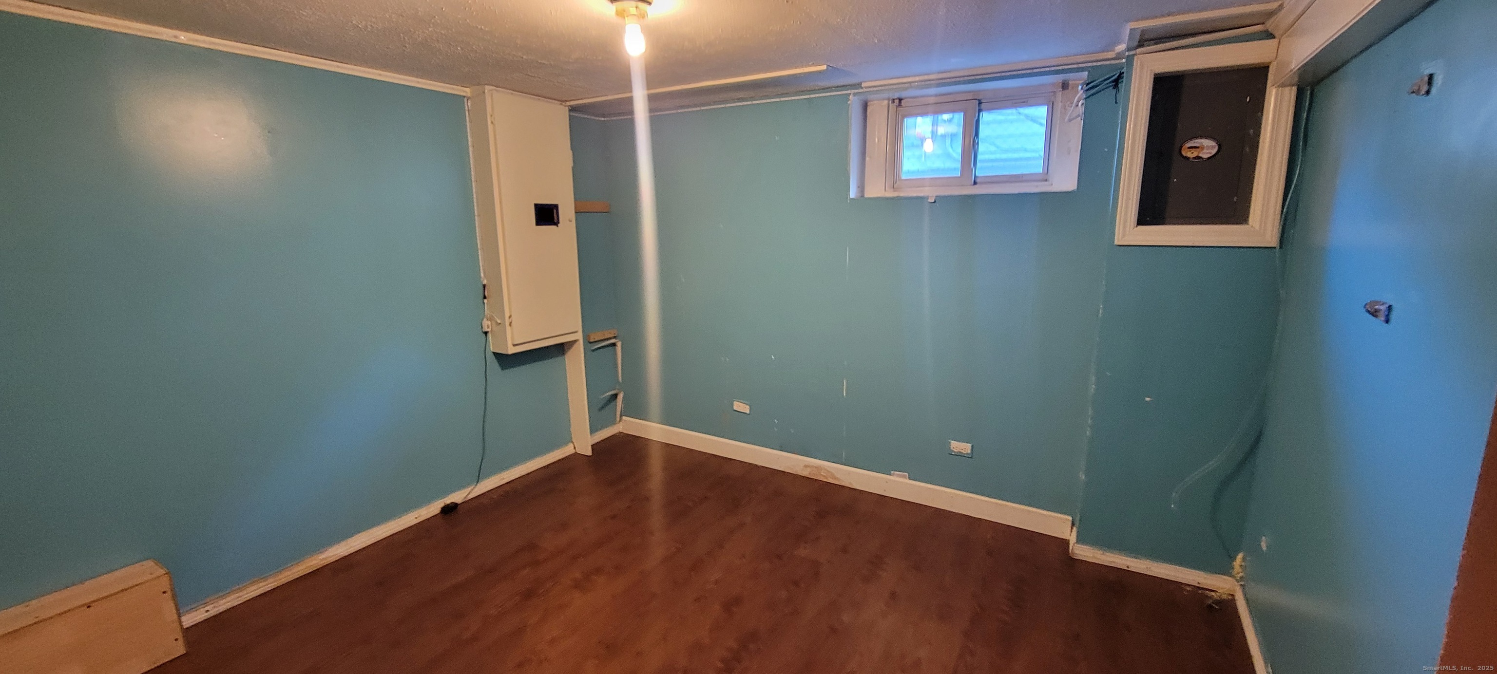 87 Ellington Street Hartford, CT 06106 - Photo 19 of 21 a view of empty room with window