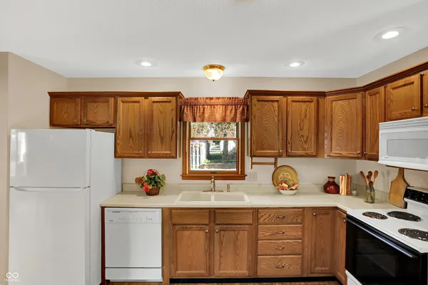$240,000 | 1001 Esplanade Court, Lebanon, IN 46052