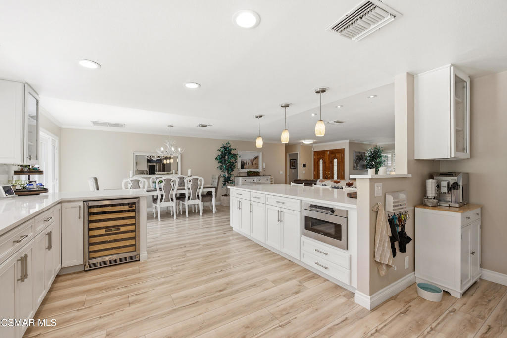 1208 Rambling Road Simi Valley, CA 93065 - Photo 16 of 77