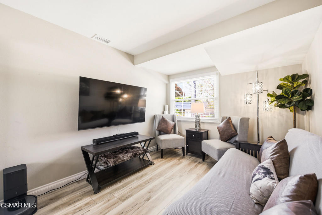 1208 Rambling Road Simi Valley, CA 93065 - Photo 21 of 77