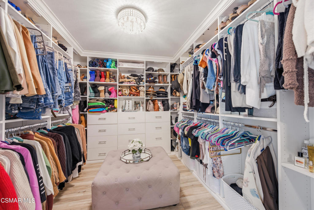 1208 Rambling Road Simi Valley, CA 93065 - Photo 32 of 77