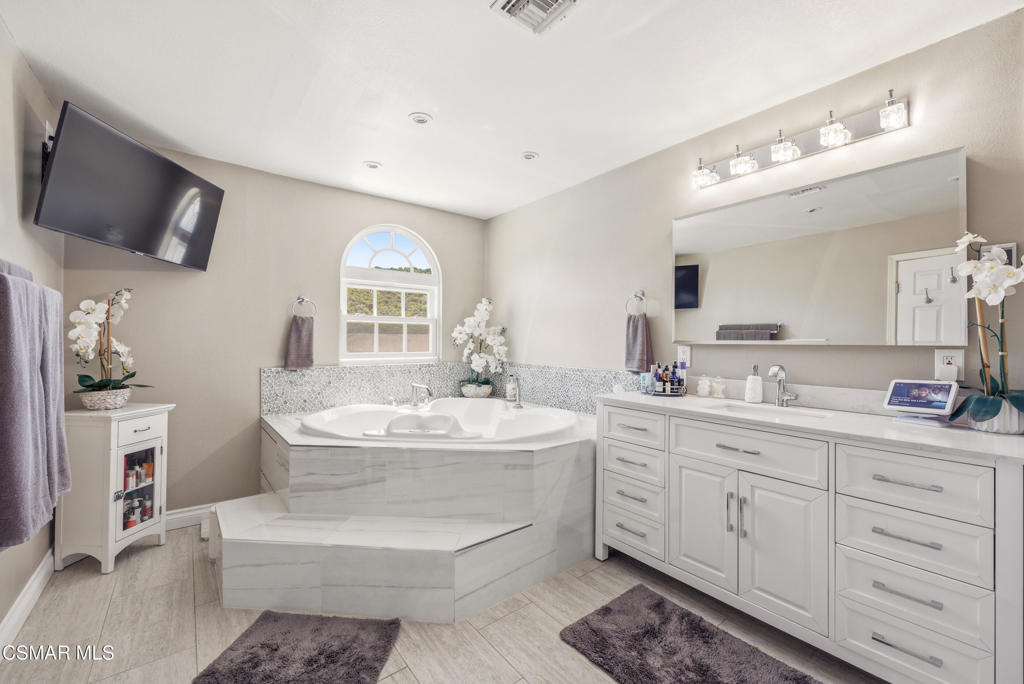 1208 Rambling Road Simi Valley, CA 93065 - Photo 34 of 77