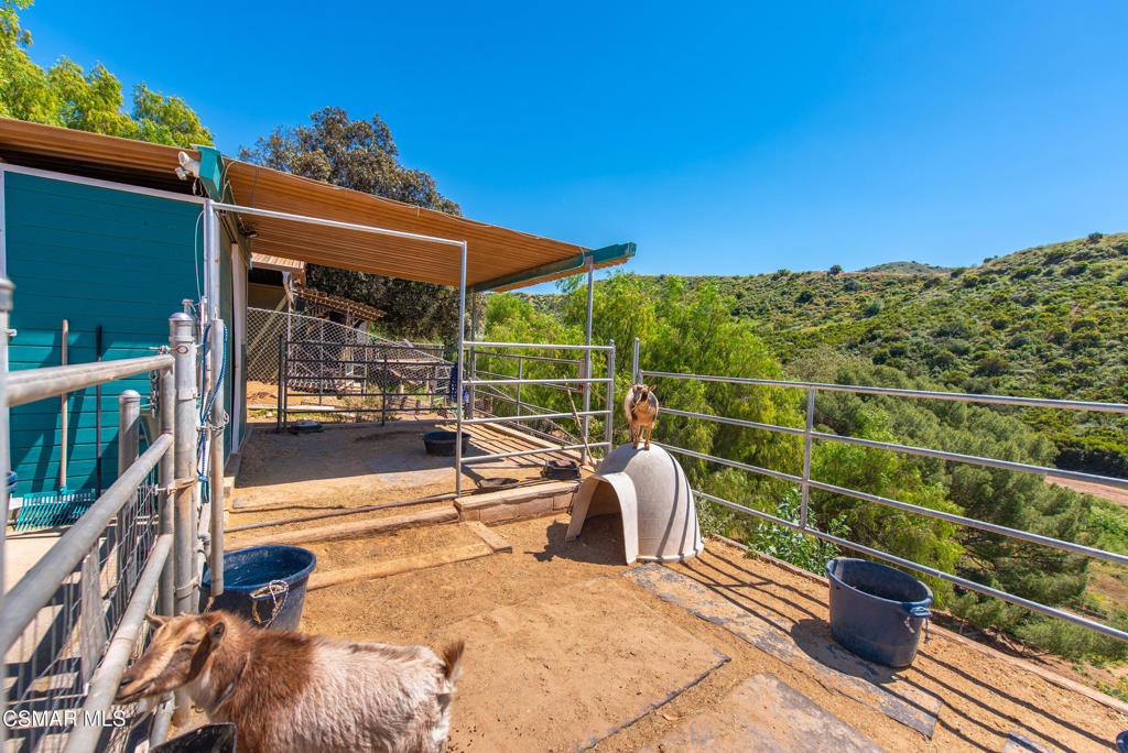 1208 Rambling Road Simi Valley, CA 93065 - Photo 54 of 77