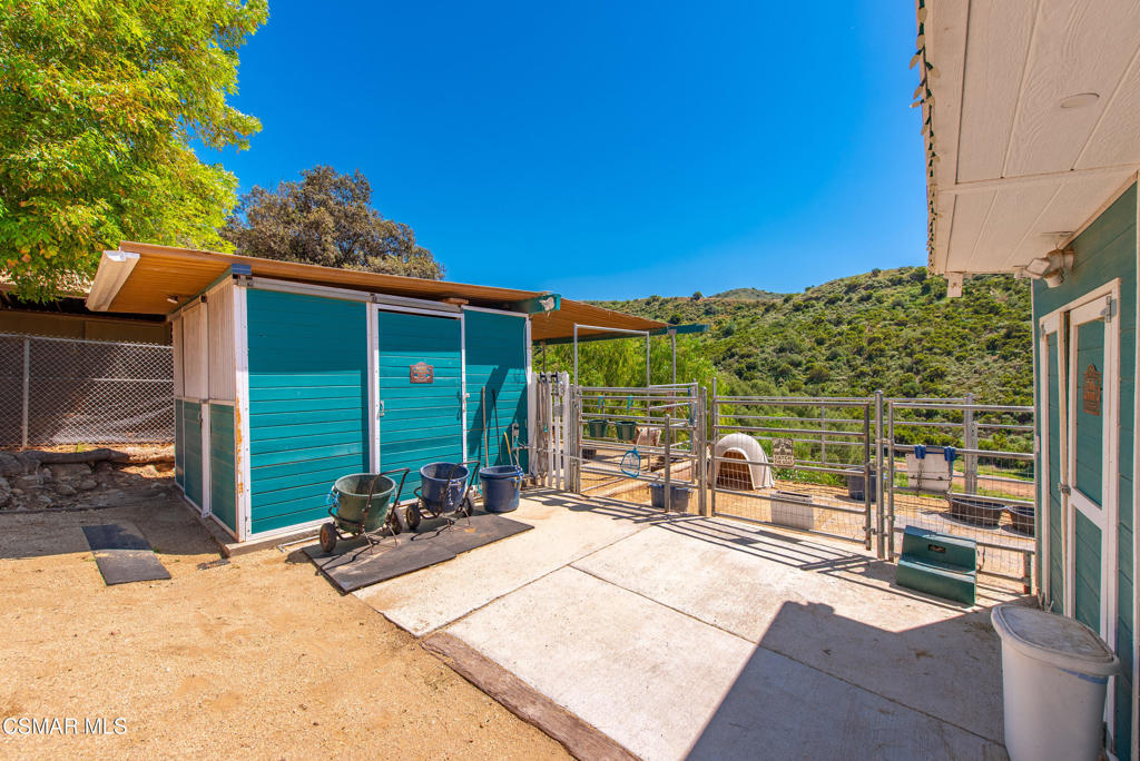 1208 Rambling Road Simi Valley, CA 93065 - Photo 55 of 77